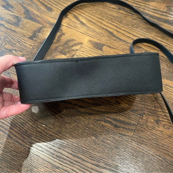 RAREFORM Rae Crossbody Bag Blue Repurposed Recycled Billboard & Vegan Leather - Picture 6 of 9